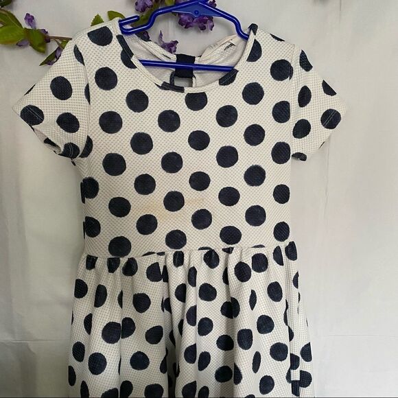 H&M Little Girls fit and flare polka dot dress - Picture 2 of 7